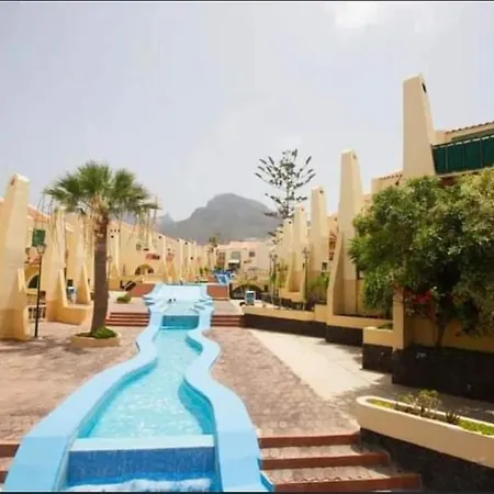 Good Vibes Playa Fanabe Апартаменты Адехе