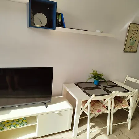 Good Vibes Playa Fanabe Apartman